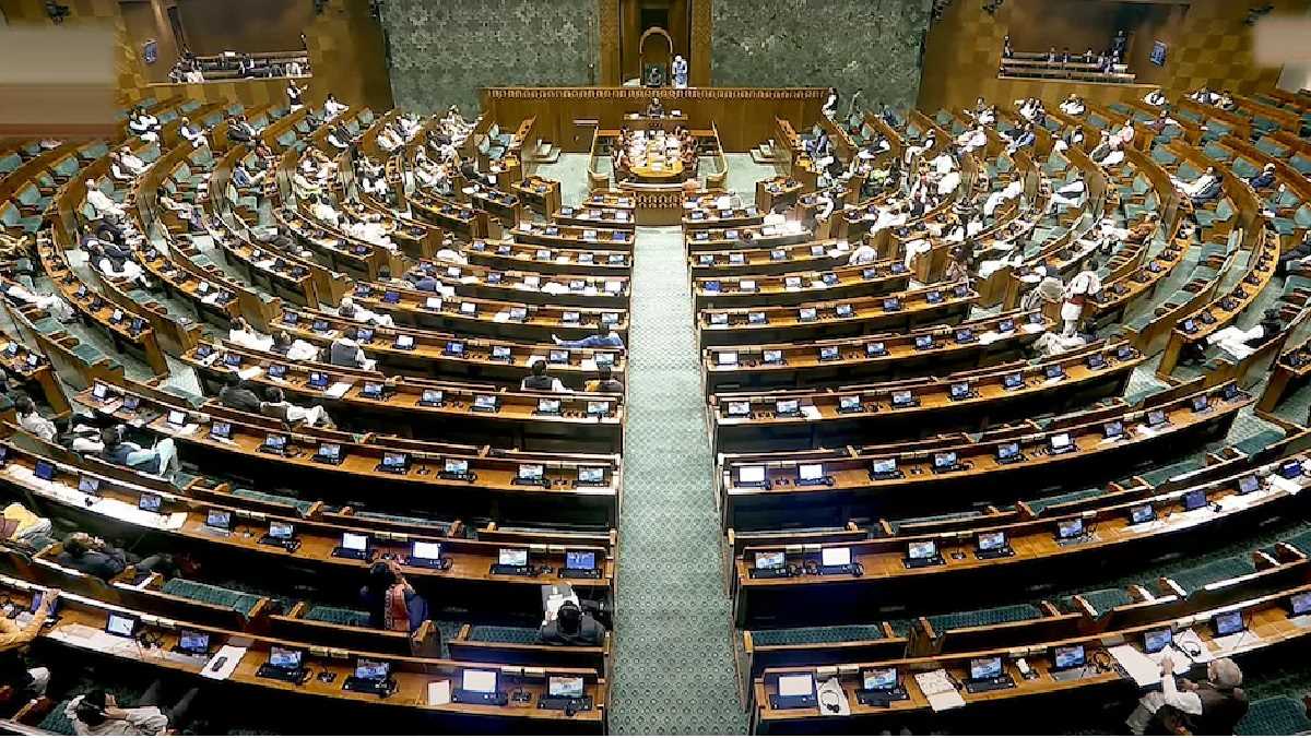 लोकसभा में वन नेशन, वन इलेक्शन बिल पेश, कांग्रेस ने किया विरोध लोकसभा में वन नेशन, वन इलेक्शन बिल पेश, कांग्रेस ने किया विरोध